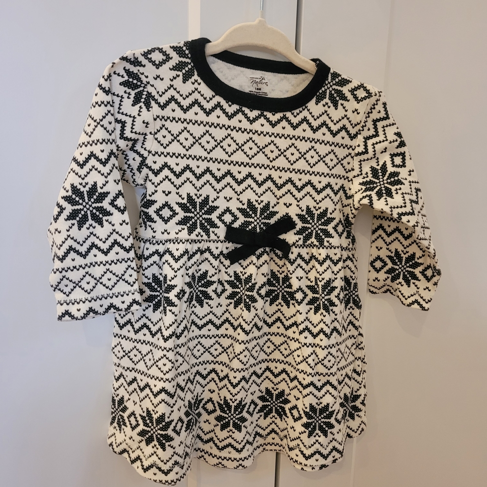 🧸6/30$ Touched By Nature Dress Black And White Snowflake Long Sleeve 18M